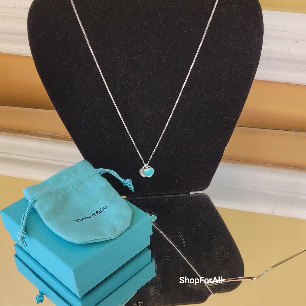 - Tiffany & Co. RTT heart necklace - Picture 3 of 14